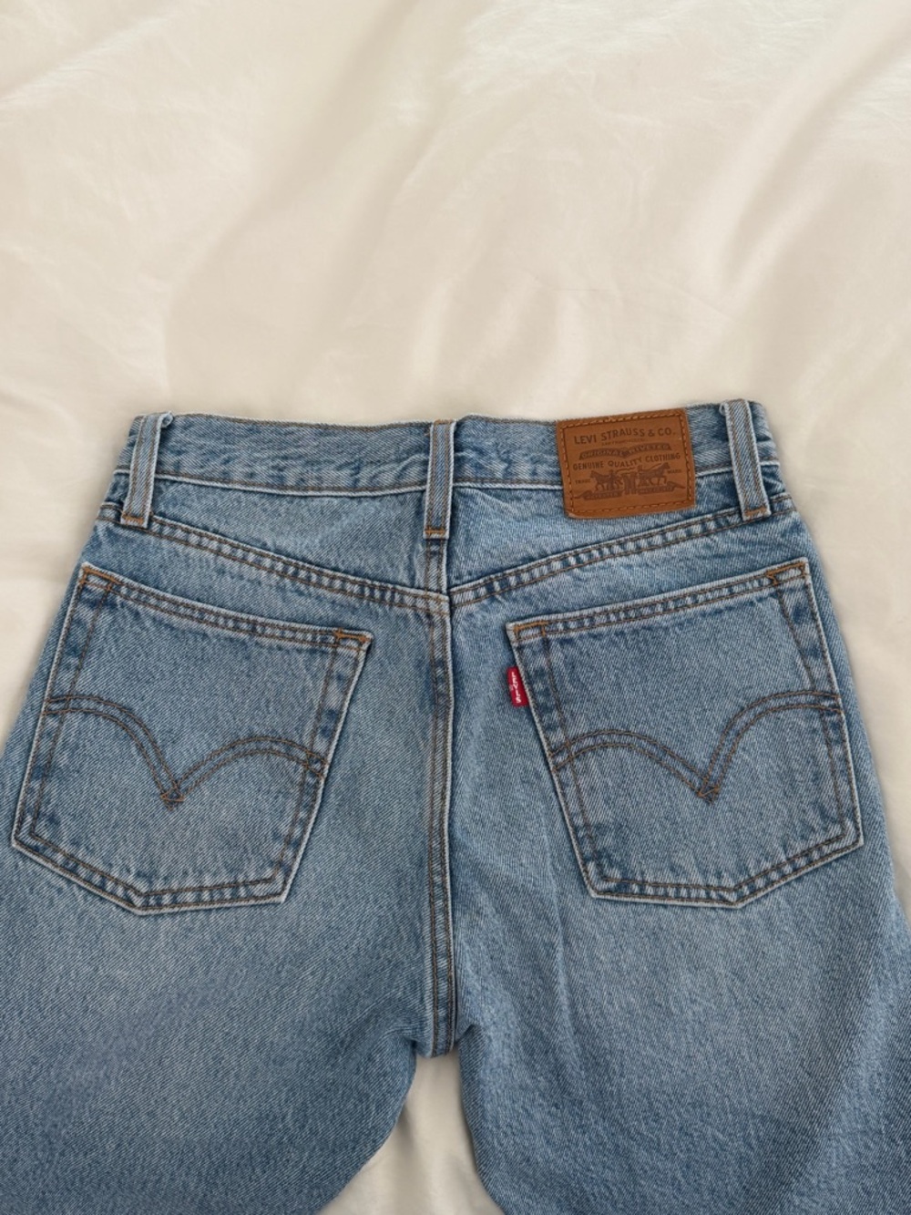 Levi's Relaxed Light Blue Denim Jeans